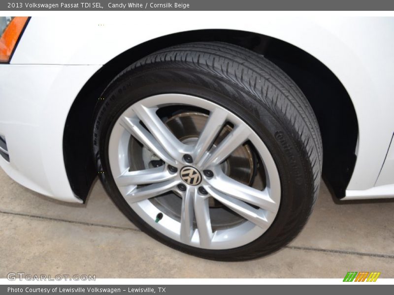 Candy White / Cornsilk Beige 2013 Volkswagen Passat TDI SEL