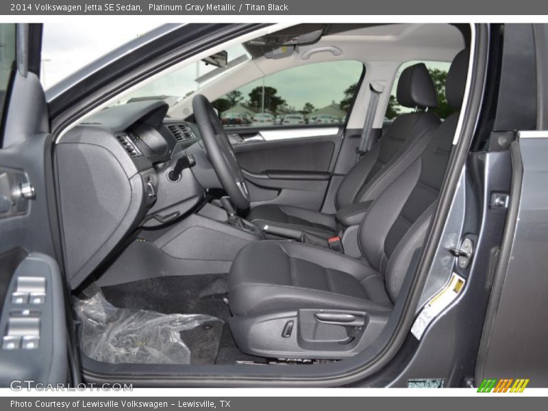 Platinum Gray Metallic / Titan Black 2014 Volkswagen Jetta SE Sedan