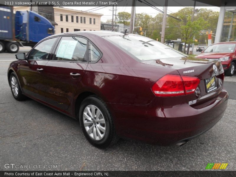 Opera Red Metallic / Titan Black 2013 Volkswagen Passat 2.5L S