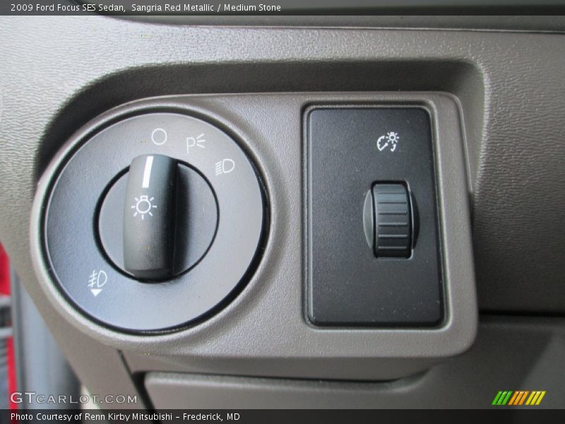 Sangria Red Metallic / Medium Stone 2009 Ford Focus SES Sedan