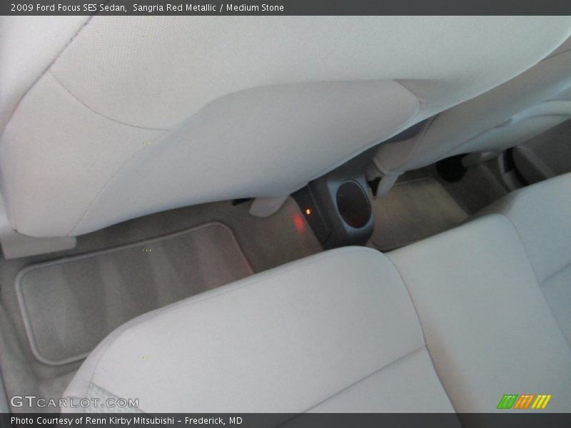 Sangria Red Metallic / Medium Stone 2009 Ford Focus SES Sedan