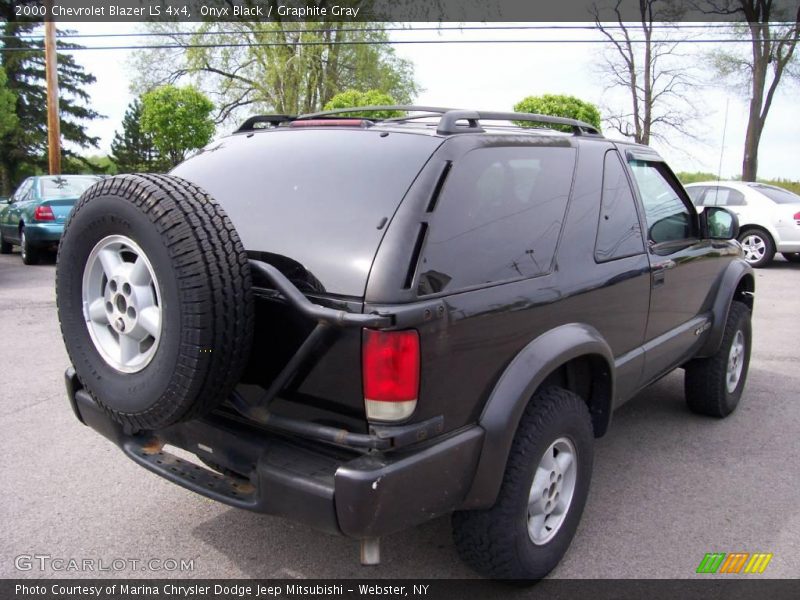 Onyx Black / Graphite Gray 2000 Chevrolet Blazer LS 4x4