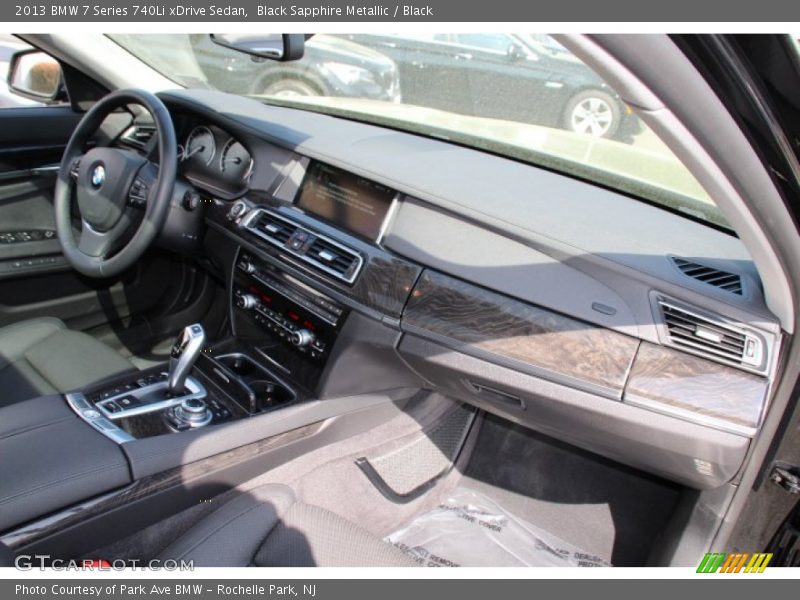 Dashboard of 2013 7 Series 740Li xDrive Sedan