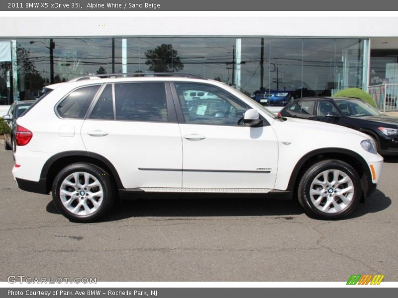 Alpine White / Sand Beige 2011 BMW X5 xDrive 35i