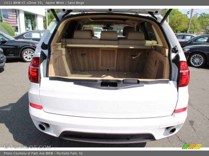 Alpine White / Sand Beige 2011 BMW X5 xDrive 35i