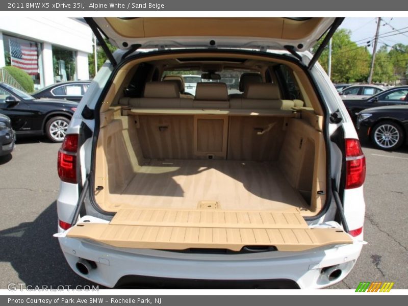 Alpine White / Sand Beige 2011 BMW X5 xDrive 35i