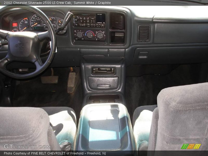 Summit White / Graphite 2002 Chevrolet Silverado 2500 LS Crew Cab