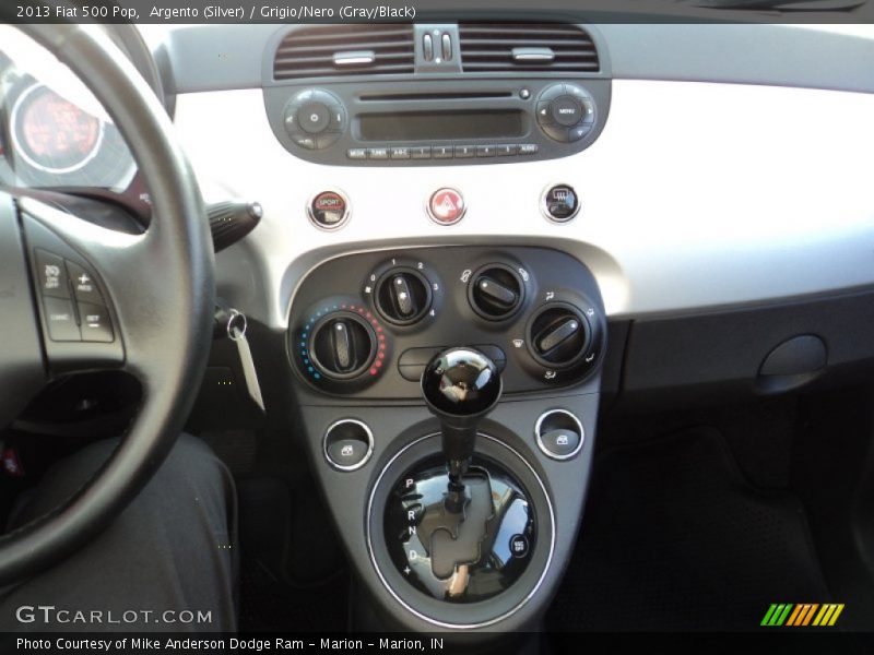 Argento (Silver) / Grigio/Nero (Gray/Black) 2013 Fiat 500 Pop