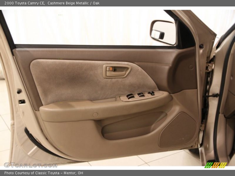 Cashmere Beige Metallic / Oak 2000 Toyota Camry CE