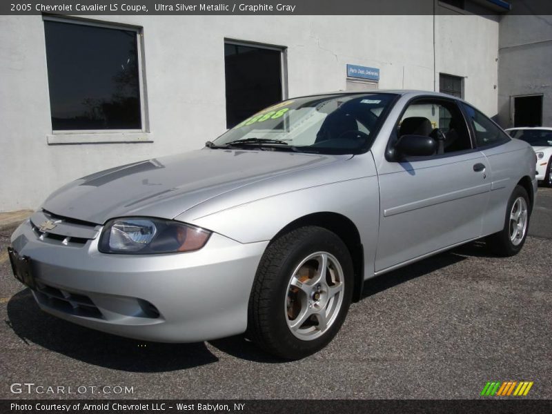 Ultra Silver Metallic / Graphite Gray 2005 Chevrolet Cavalier LS Coupe