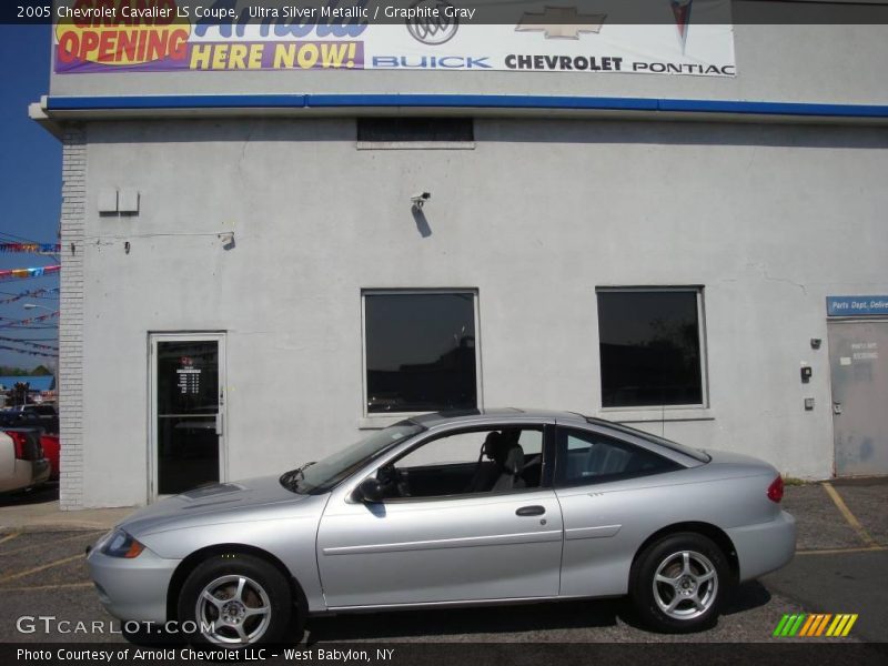Ultra Silver Metallic / Graphite Gray 2005 Chevrolet Cavalier LS Coupe