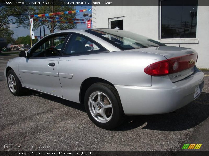 Ultra Silver Metallic / Graphite Gray 2005 Chevrolet Cavalier LS Coupe