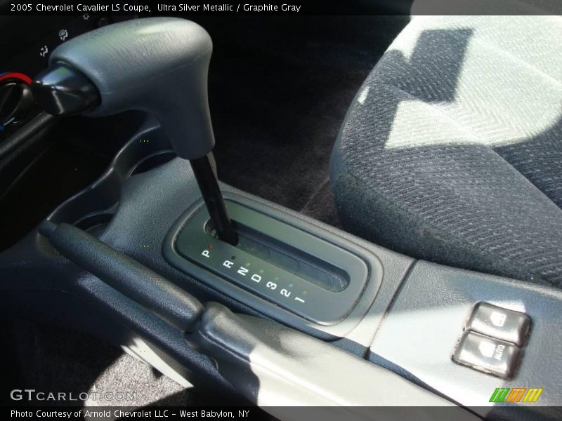 Ultra Silver Metallic / Graphite Gray 2005 Chevrolet Cavalier LS Coupe