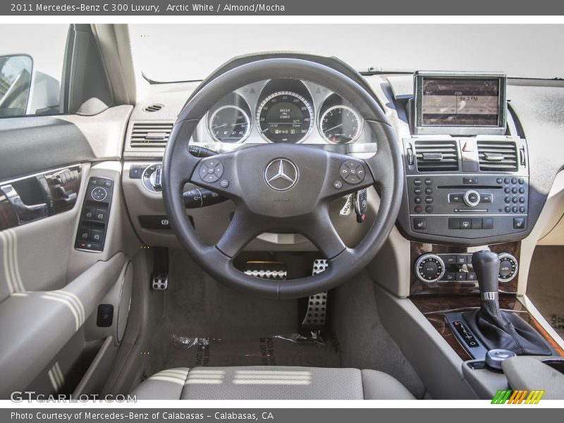 Arctic White / Almond/Mocha 2011 Mercedes-Benz C 300 Luxury