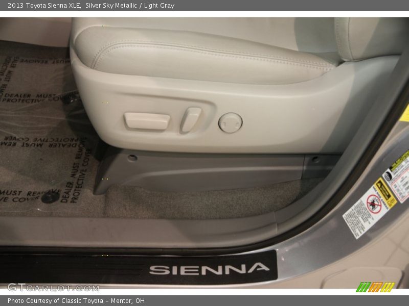 Silver Sky Metallic / Light Gray 2013 Toyota Sienna XLE