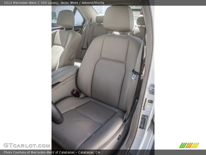 Arctic White / Almond/Mocha 2011 Mercedes-Benz C 300 Luxury