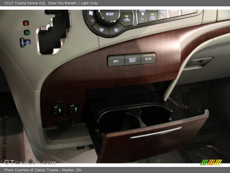 Silver Sky Metallic / Light Gray 2013 Toyota Sienna XLE