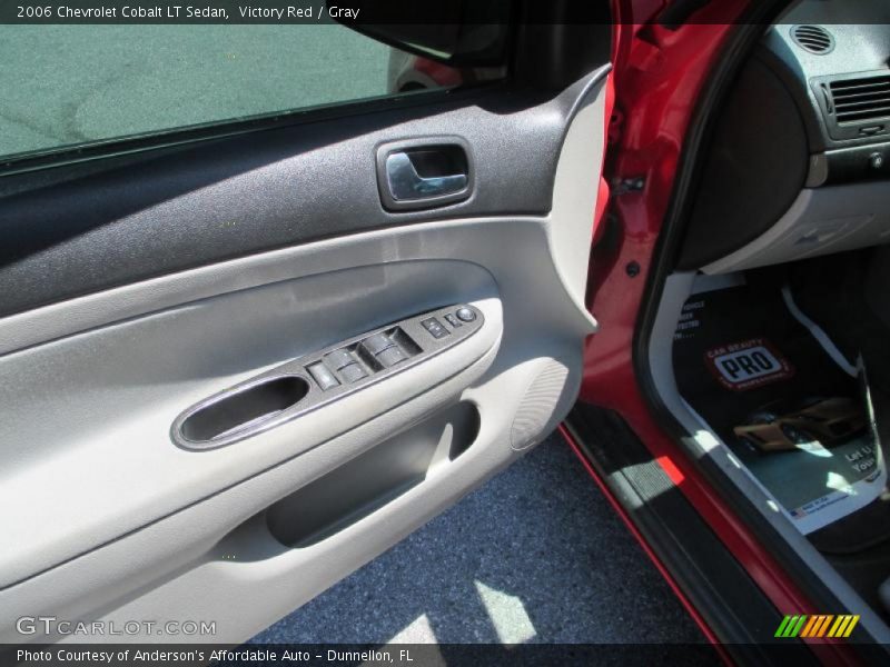 Victory Red / Gray 2006 Chevrolet Cobalt LT Sedan