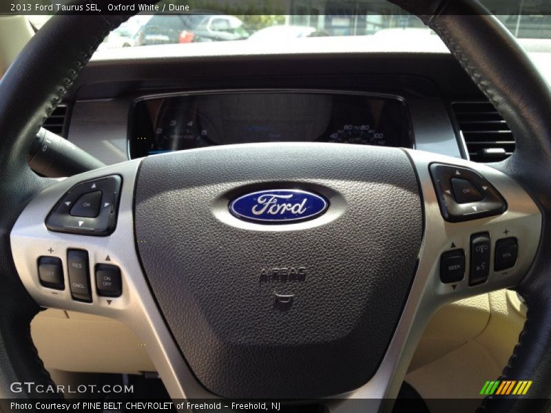 Oxford White / Dune 2013 Ford Taurus SEL