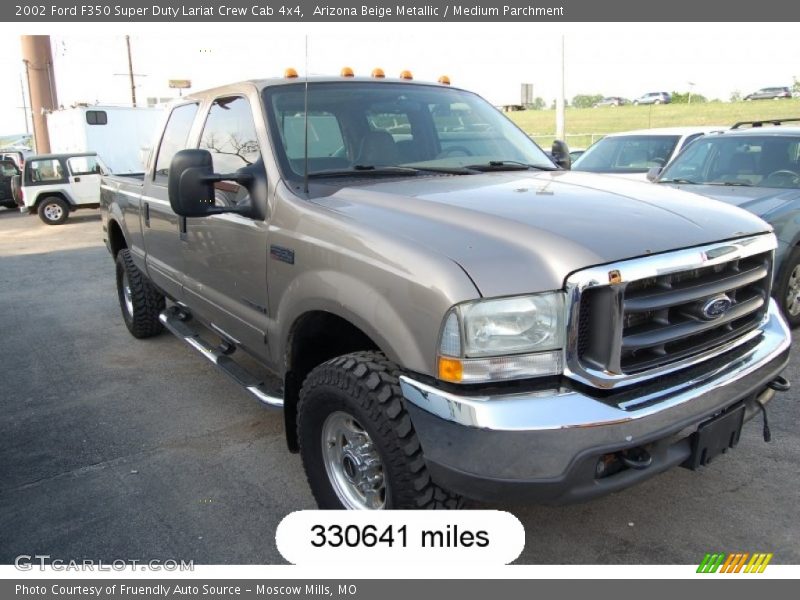 Arizona Beige Metallic / Medium Parchment 2002 Ford F350 Super Duty Lariat Crew Cab 4x4