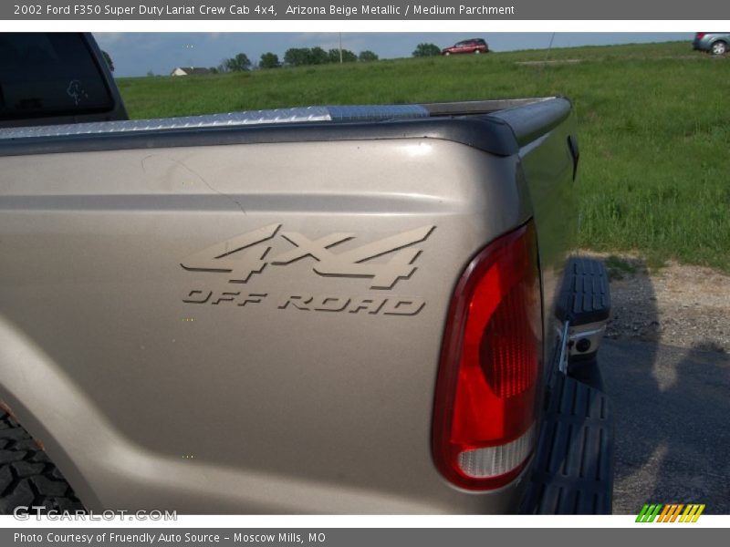 Arizona Beige Metallic / Medium Parchment 2002 Ford F350 Super Duty Lariat Crew Cab 4x4