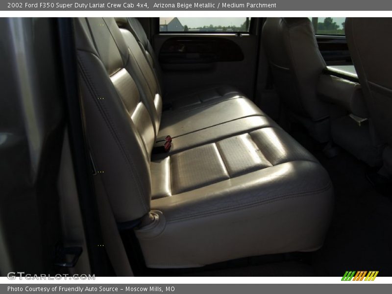 Arizona Beige Metallic / Medium Parchment 2002 Ford F350 Super Duty Lariat Crew Cab 4x4