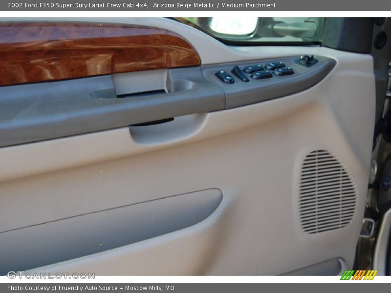 Arizona Beige Metallic / Medium Parchment 2002 Ford F350 Super Duty Lariat Crew Cab 4x4