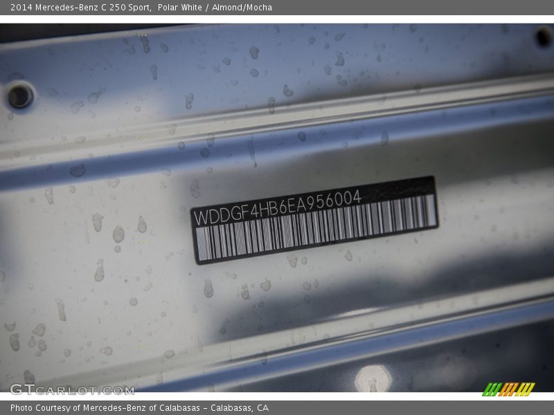Polar White / Almond/Mocha 2014 Mercedes-Benz C 250 Sport