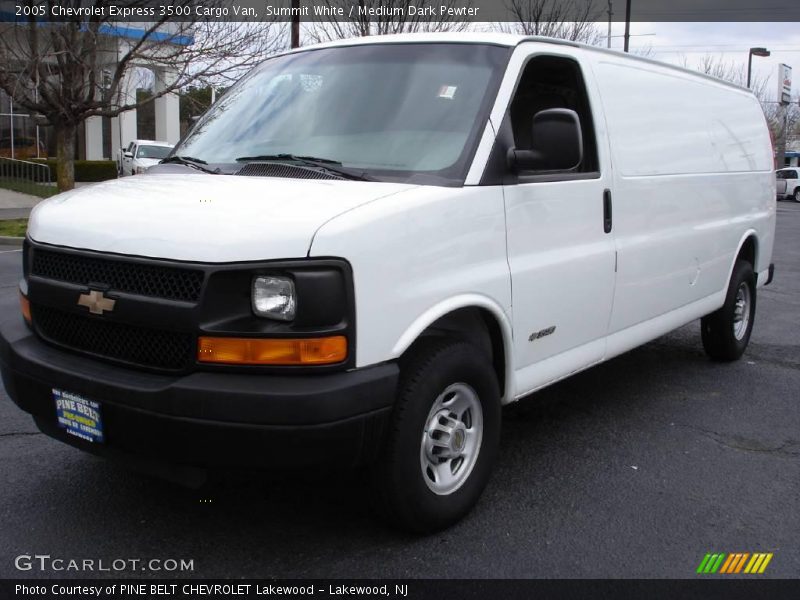 Summit White / Medium Dark Pewter 2005 Chevrolet Express 3500 Cargo Van