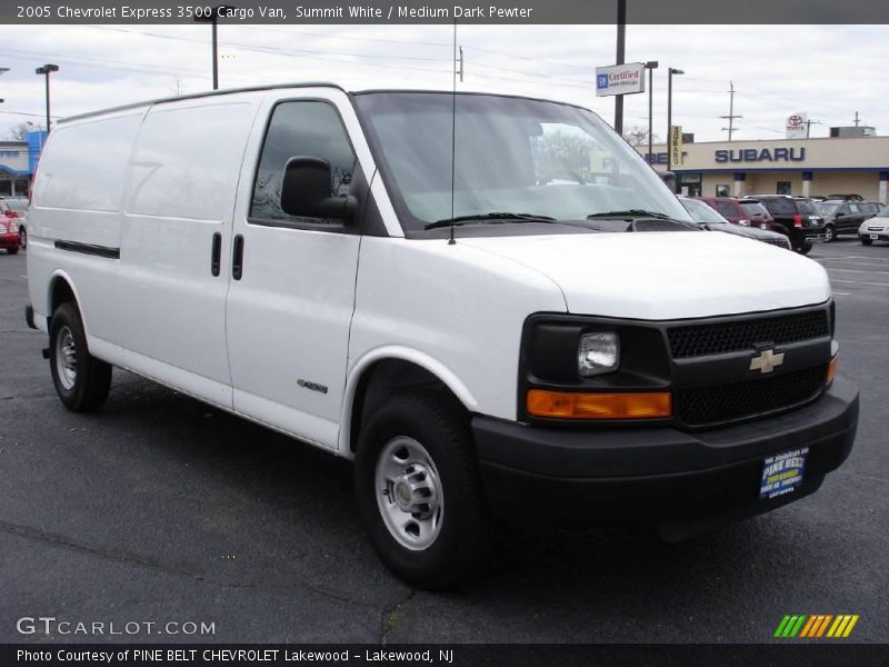 Summit White / Medium Dark Pewter 2005 Chevrolet Express 3500 Cargo Van