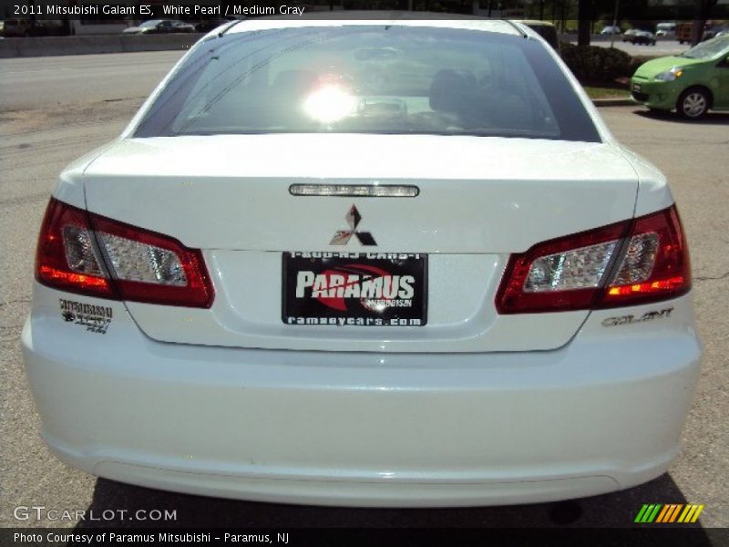 White Pearl / Medium Gray 2011 Mitsubishi Galant ES