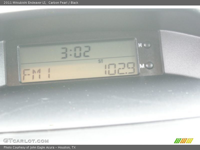 Carbon Pearl / Black 2011 Mitsubishi Endeavor LS