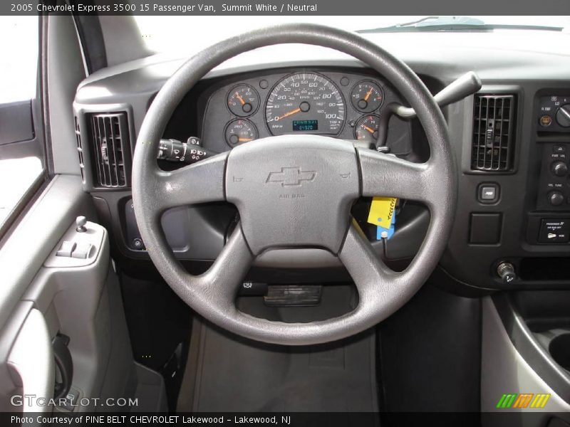 Summit White / Neutral 2005 Chevrolet Express 3500 15 Passenger Van