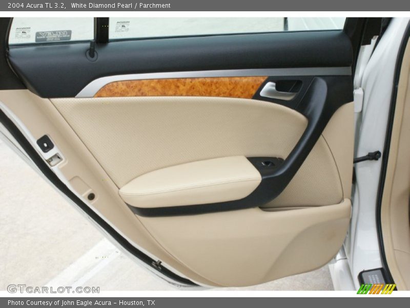 White Diamond Pearl / Parchment 2004 Acura TL 3.2