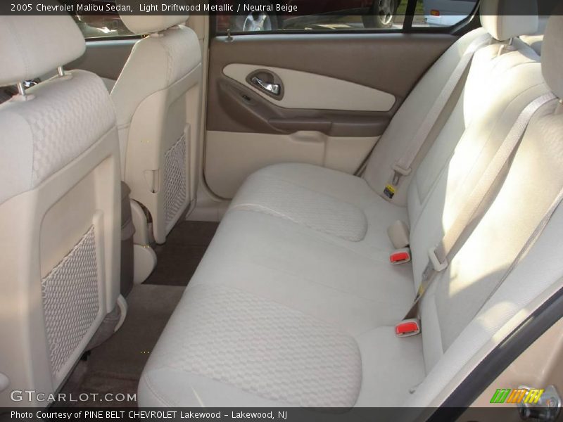 Light Driftwood Metallic / Neutral Beige 2005 Chevrolet Malibu Sedan