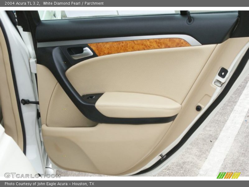 White Diamond Pearl / Parchment 2004 Acura TL 3.2
