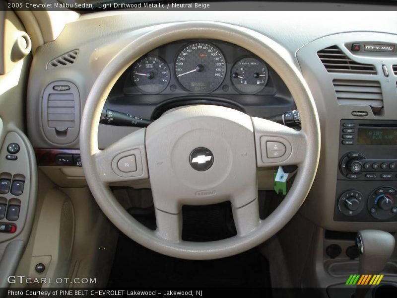 Light Driftwood Metallic / Neutral Beige 2005 Chevrolet Malibu Sedan