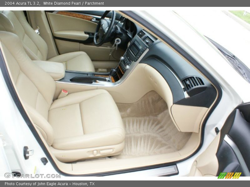 White Diamond Pearl / Parchment 2004 Acura TL 3.2