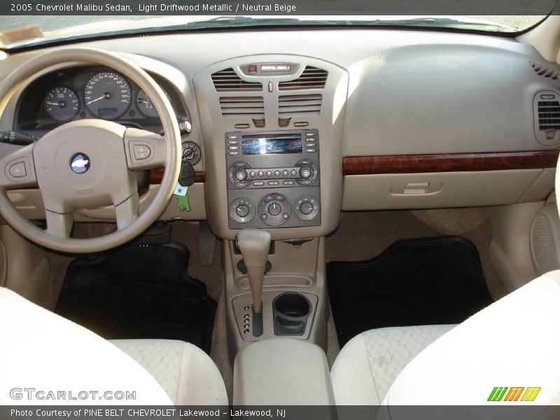 Light Driftwood Metallic / Neutral Beige 2005 Chevrolet Malibu Sedan