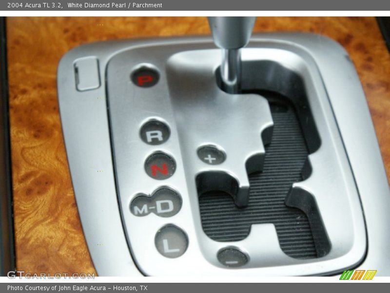 White Diamond Pearl / Parchment 2004 Acura TL 3.2