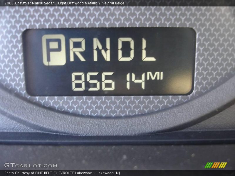 Light Driftwood Metallic / Neutral Beige 2005 Chevrolet Malibu Sedan