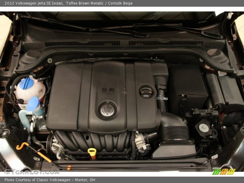 Toffee Brown Metallic / Cornsilk Beige 2013 Volkswagen Jetta SE Sedan