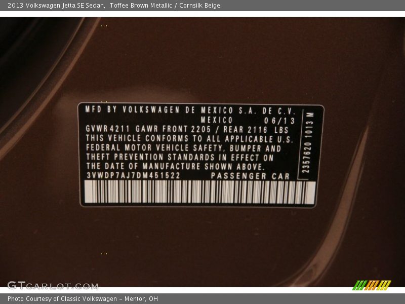 Toffee Brown Metallic / Cornsilk Beige 2013 Volkswagen Jetta SE Sedan