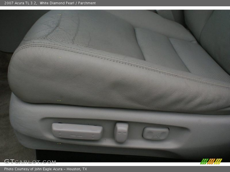 White Diamond Pearl / Parchment 2007 Acura TL 3.2