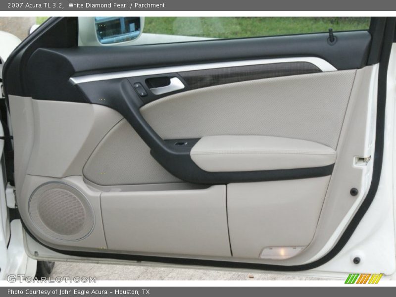 White Diamond Pearl / Parchment 2007 Acura TL 3.2