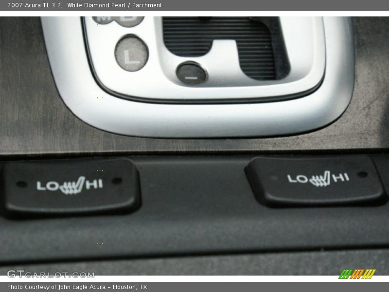White Diamond Pearl / Parchment 2007 Acura TL 3.2