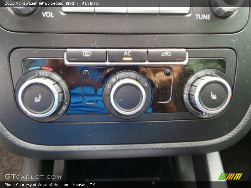 Black / Titan Black 2010 Volkswagen Jetta S Sedan
