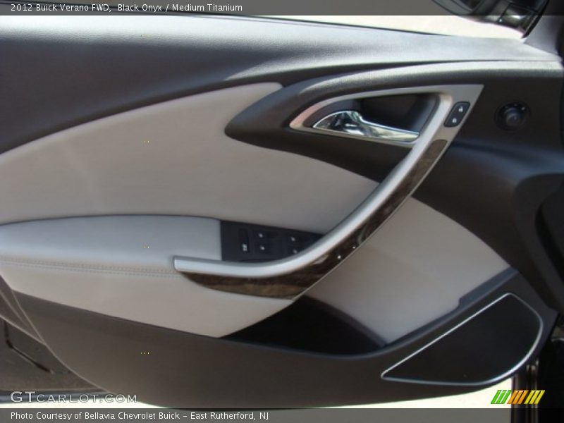 Black Onyx / Medium Titanium 2012 Buick Verano FWD