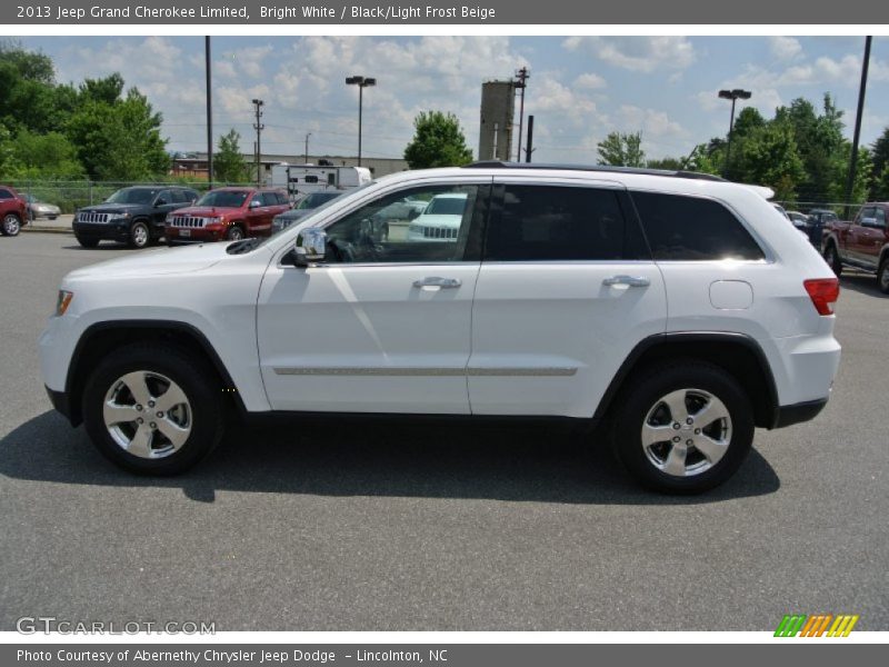 Bright White / Black/Light Frost Beige 2013 Jeep Grand Cherokee Limited