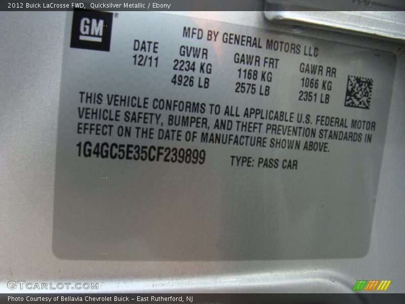 Quicksilver Metallic / Ebony 2012 Buick LaCrosse FWD